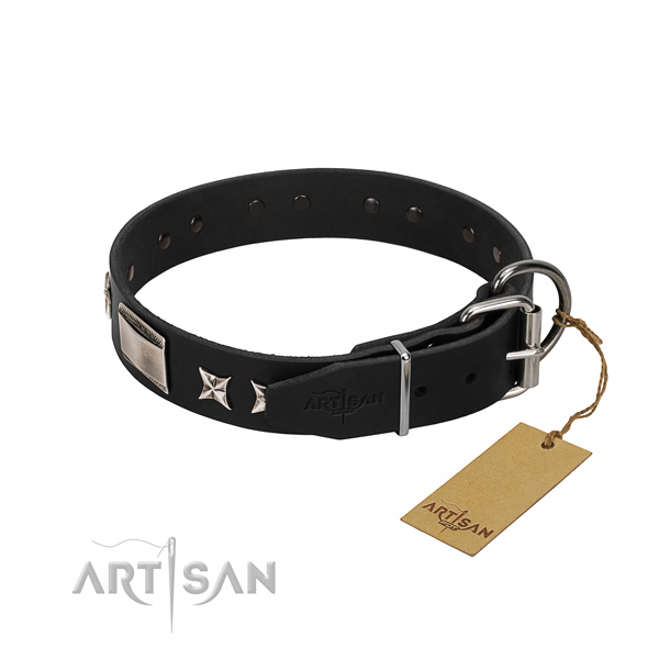 Adjustable leather dog collar for comfortable wear