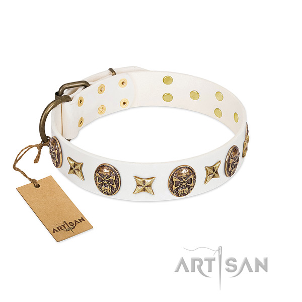 Stylish Walking White Leather Dog Collar with Luxurious Decorations