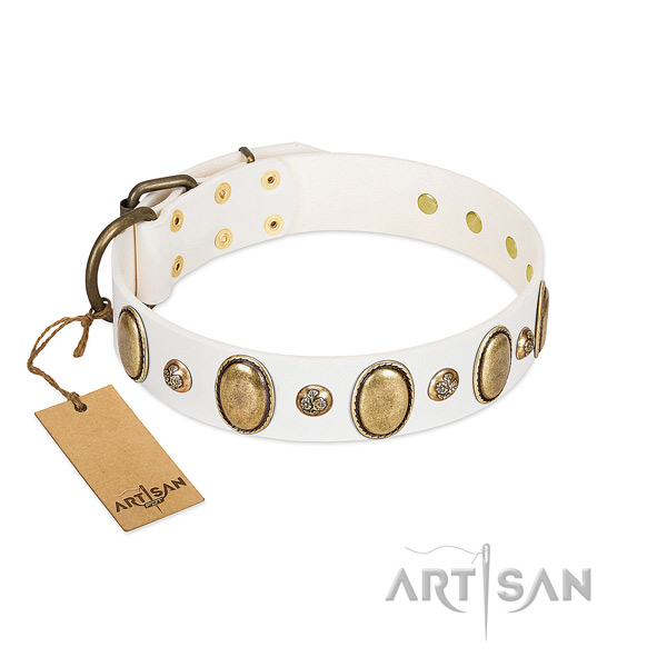 White Artisan leather dog collar for vintage style fans
