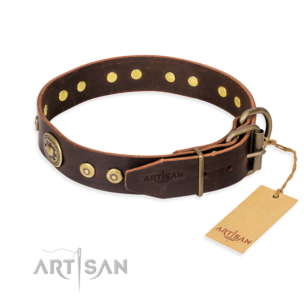 Leather dog collar of increased tensile strength