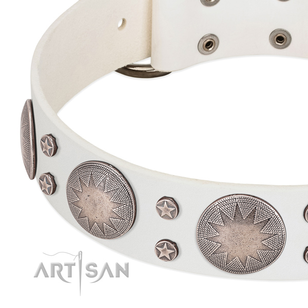 FDT Artisan white leather dog collar with incredible
design